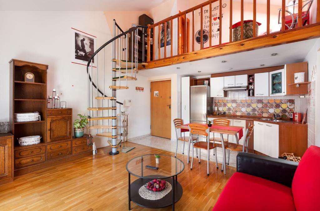 Litorian Makarska Apartment ภายนอก รูปภาพ