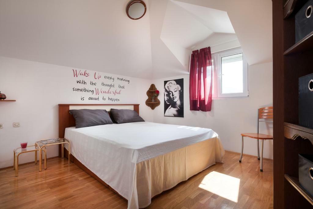Litorian Makarska Apartment ภายนอก รูปภาพ