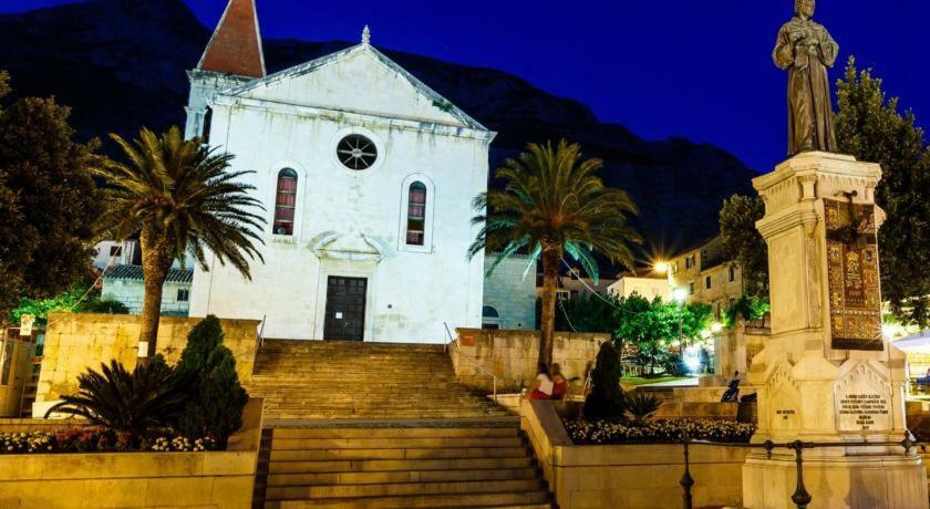 Litorian Makarska Apartment ภายนอก รูปภาพ