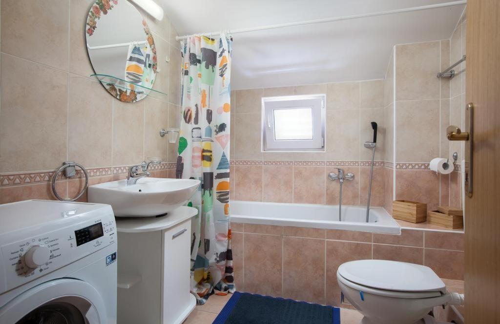 Litorian Makarska Apartment ภายนอก รูปภาพ